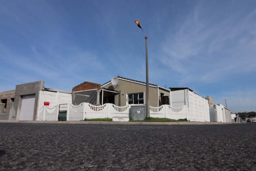 3 Bedroom Property for Sale in Portlands Western Cape